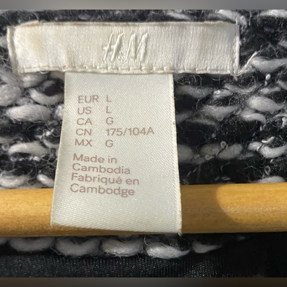 H&M Black & White Yarn Tweed Waterfall Jacket Size Large - Picture 3 of 3